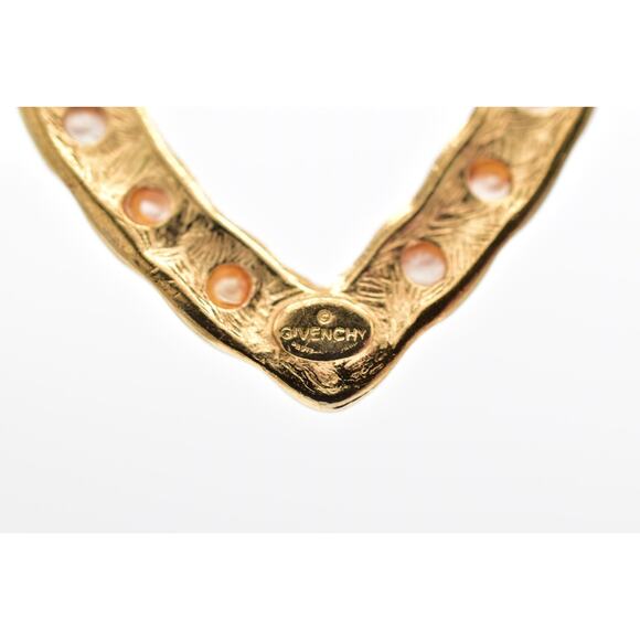 Givenchy Vintage Heart Clip On Earrings Pearl Gold Chunky Signed 1980s BinAI - Picture 11 of 12